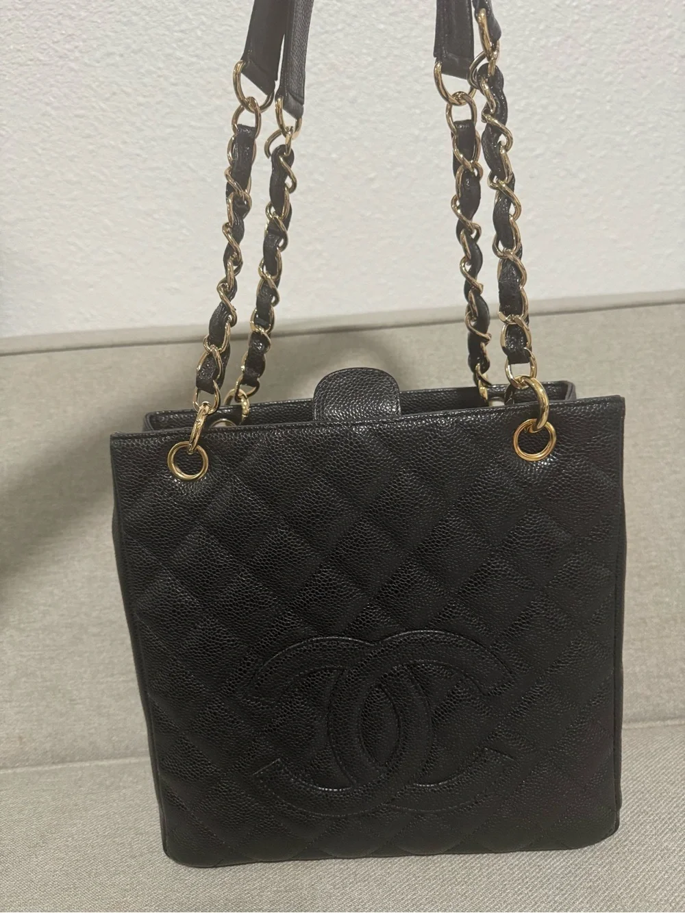CHANEL 100% authentic
